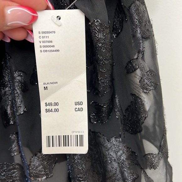 Urban Outfitters black flowy printed sleeveless top - Picture 7 of 8